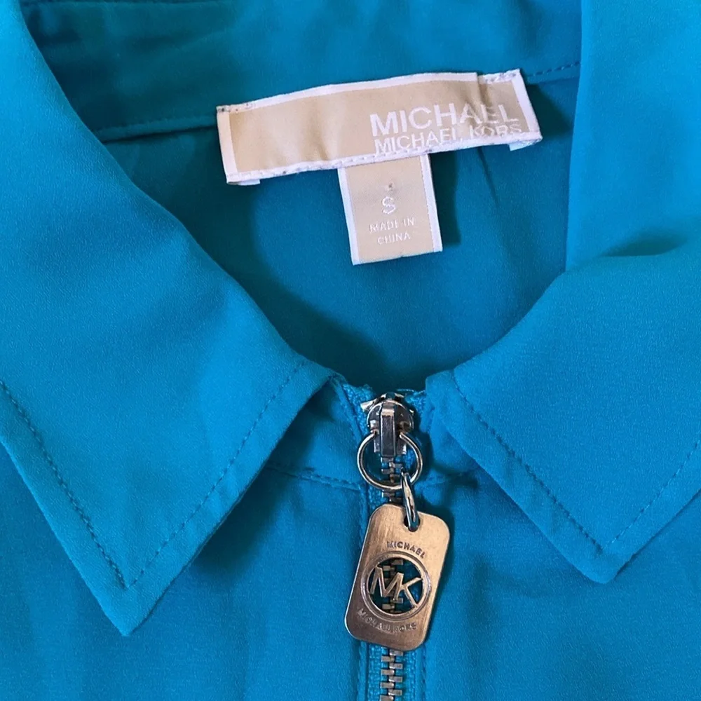 Michael Kors size small teal blouse
